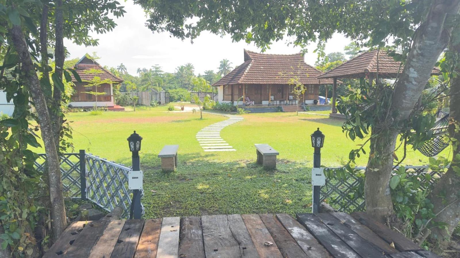 Alappuzha Gypsea Marari B&B 외부 사진